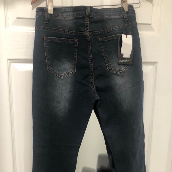 NWT PRETTY LITTLE THING JEANS - Picture 2 of 3